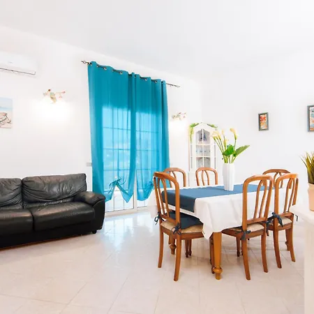 Apartment Sea La Vie, 5 Minuti Dalla Cinta